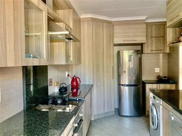 3 Bedroom Townhouse 3 Bedroom Townhouse