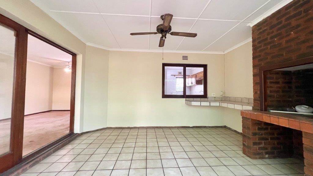 3 Bed Townhouse in Manaba photo number 14
