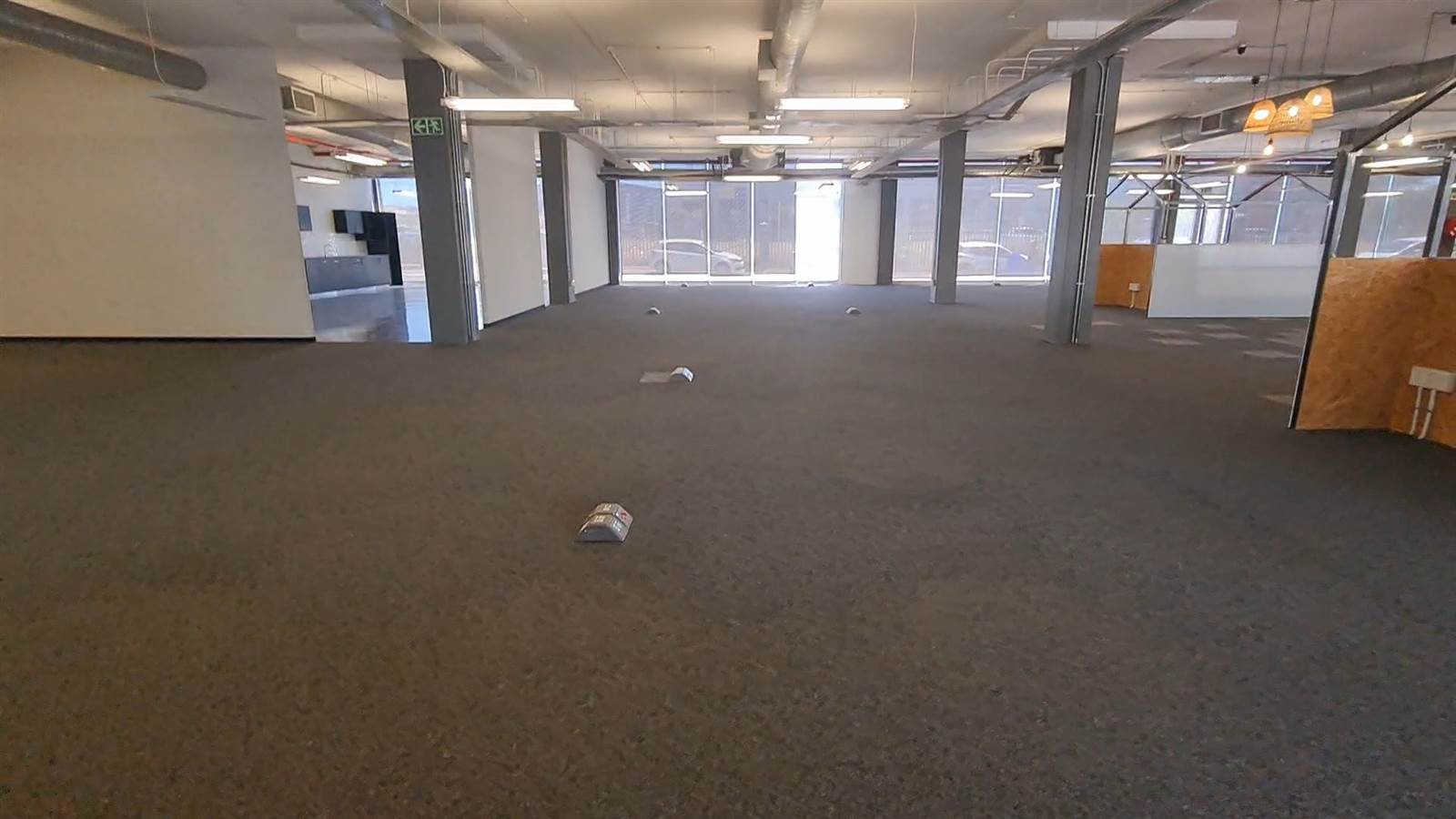 975  m² Commercial space in Paarden Eiland photo number 8