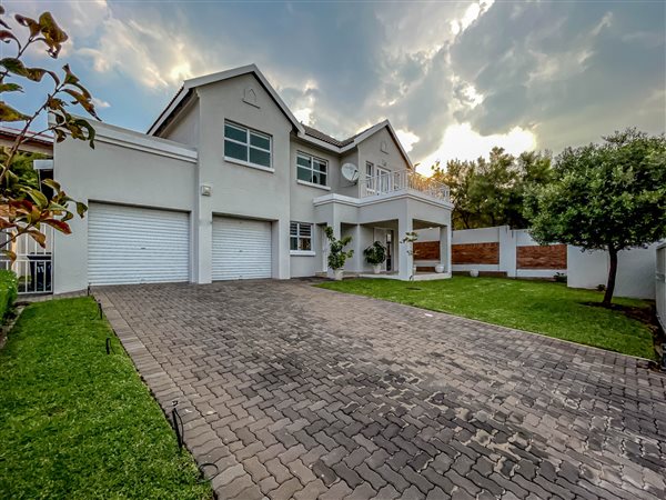 3 Bedroom House 3 Bedroom House