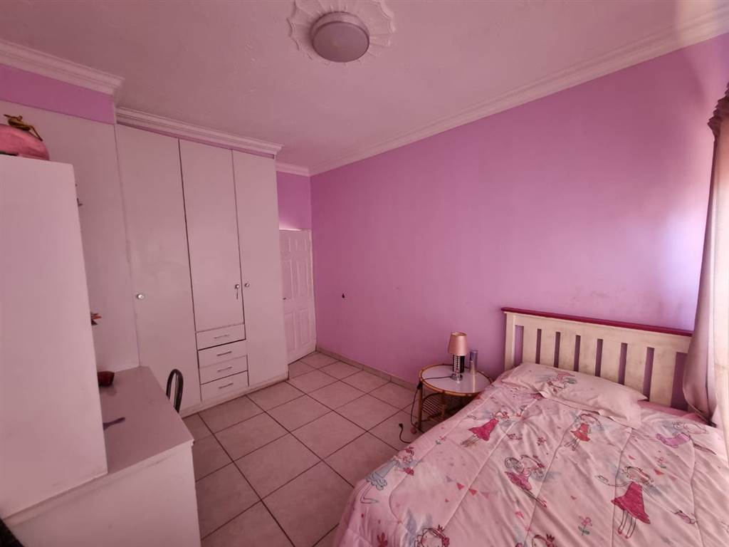 4 Bed House in Annlin photo number 13