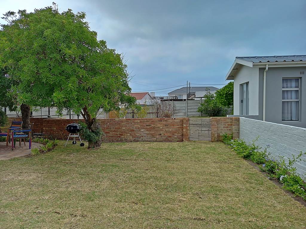 3 Bed House in Agulhas photo number 9