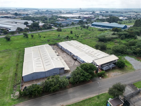 5 568  m² Industrial space