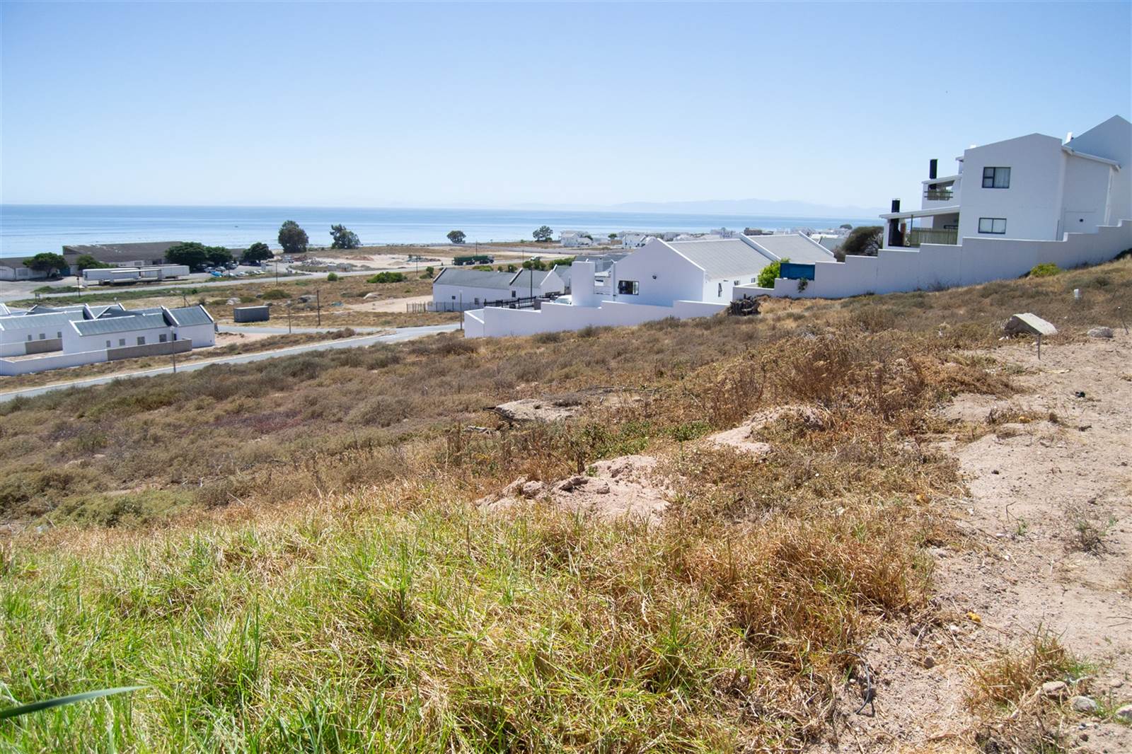 516 m² Land available in Da Gama Bay photo number 9