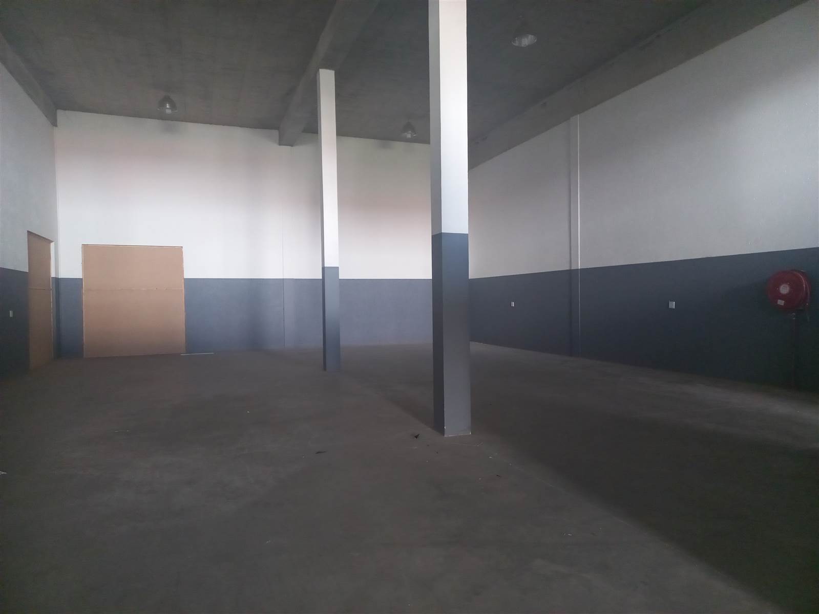 366  m² Industrial space in Pomona photo number 5