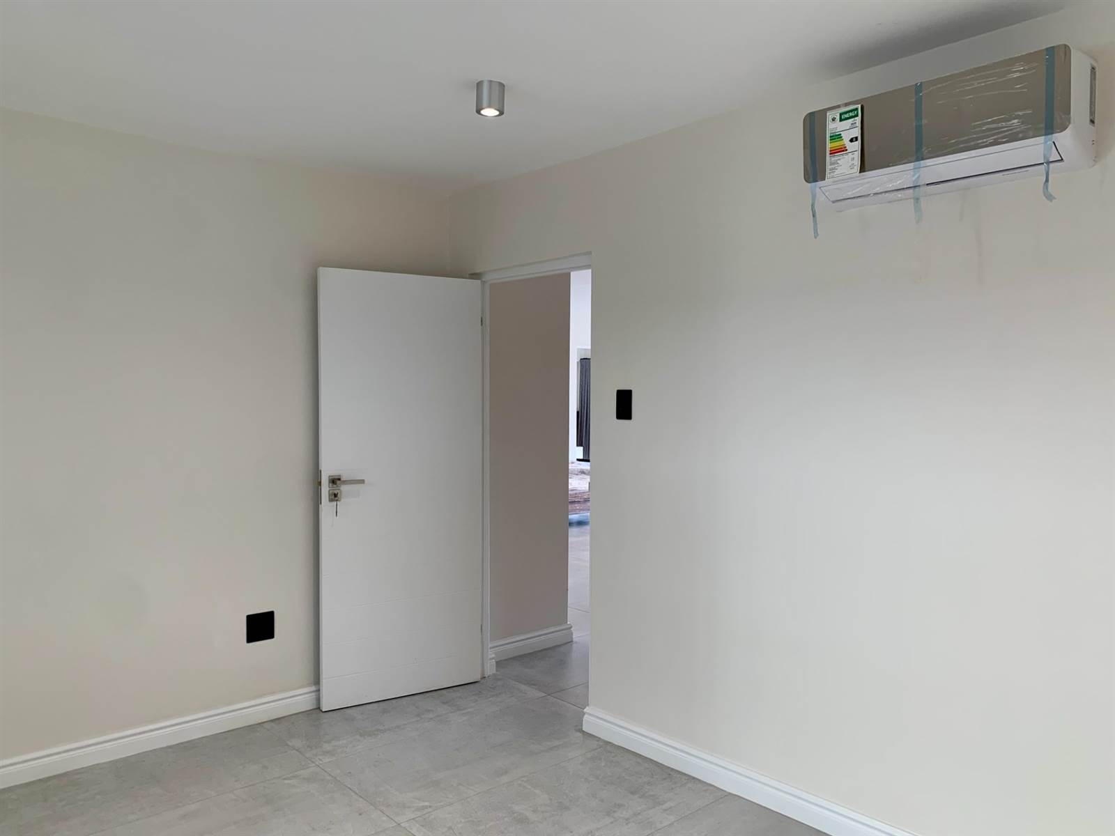 3 Bed Apartment in Windermere photo number 17