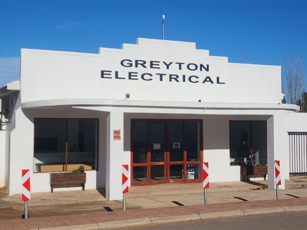 155  m² Commercial space in Greyton