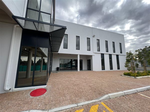 144  m² Commercial space in Durbanville Central