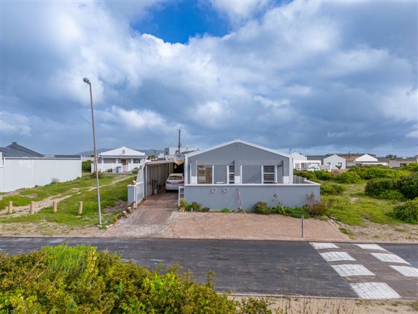 3 Bedroom House 3 Bedroom House