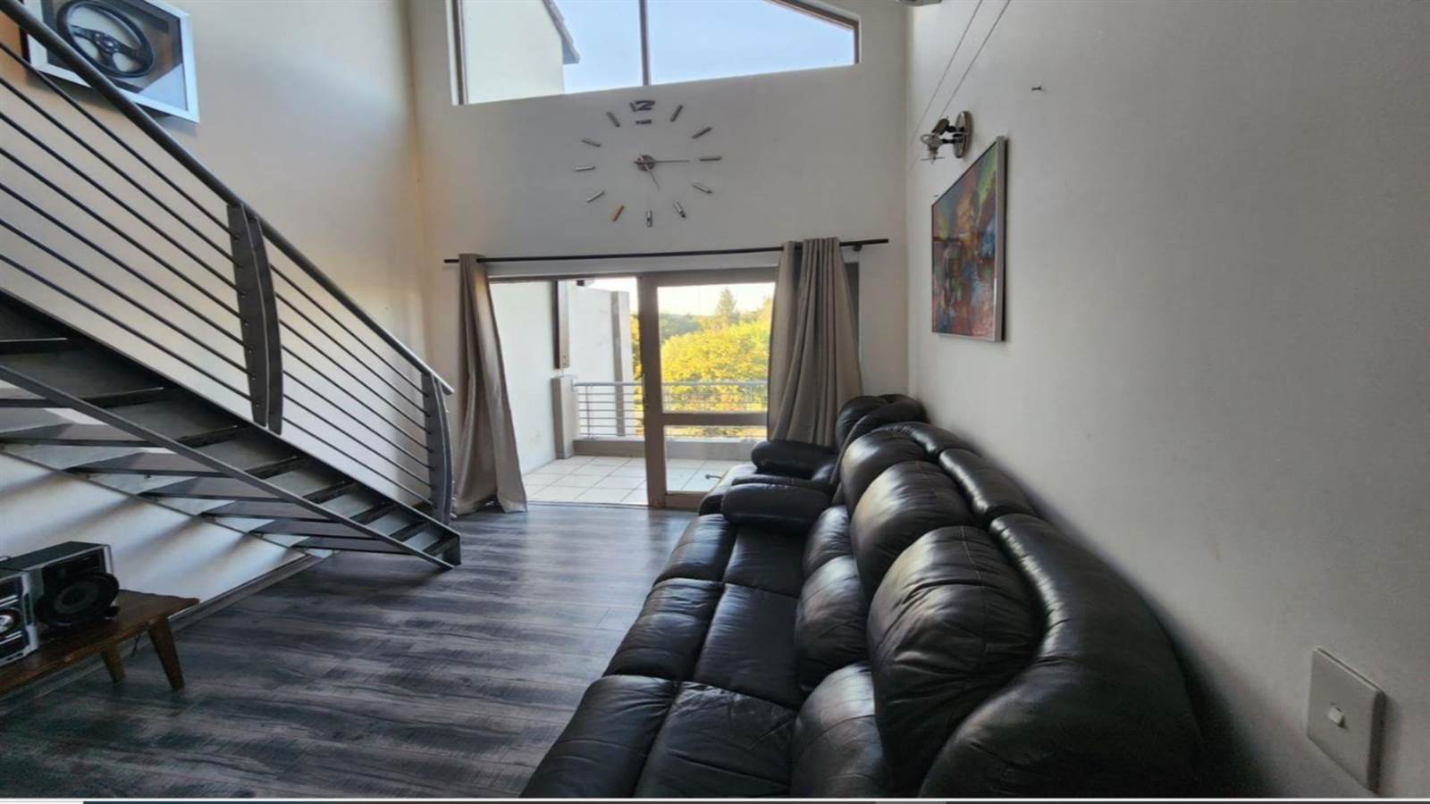 1 Bed Townhouse in Sunninghill photo number 9