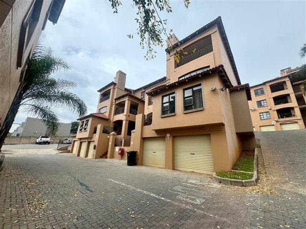 3 Bed Apartment in Sunnyrock