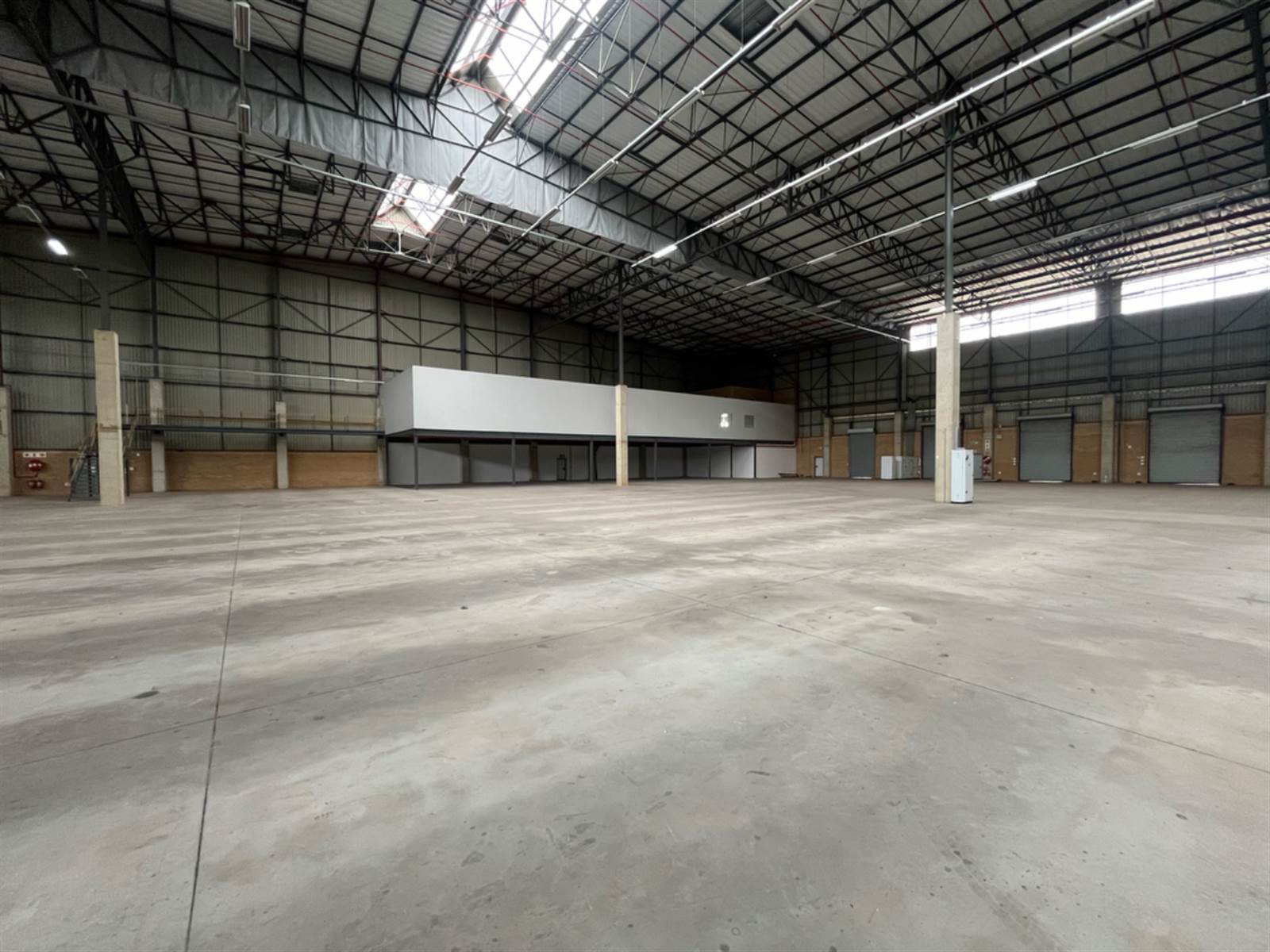 7467  m² Commercial space in Meadowdale photo number 6