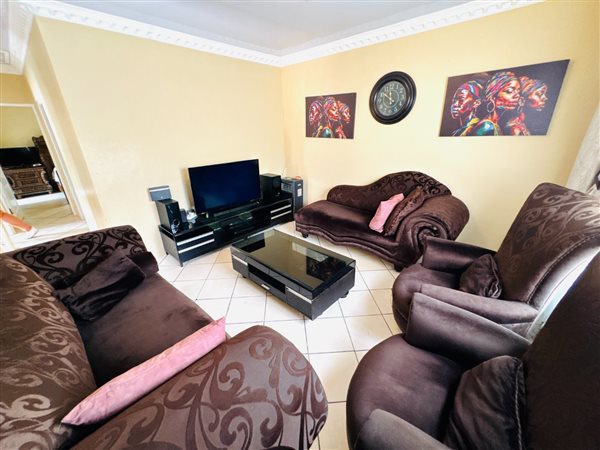 3 Bedroom House 3 Bedroom House