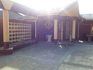 3 Bed House in Stanger Central