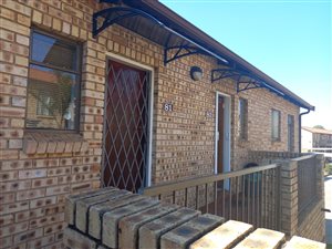 2 Bed Apartment in Honeydew