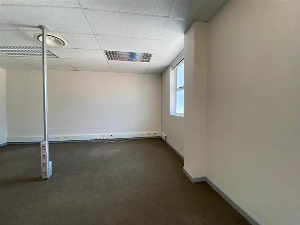 100  m² Industrial space in Milnerton Central photo number 15