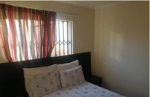 2 Bed Apartment in Wolmer photo number 8