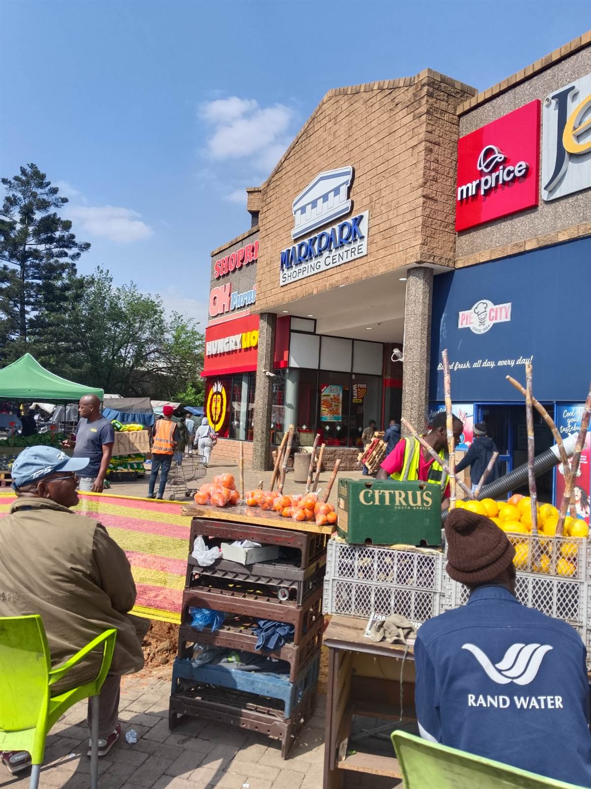 152  m² Retail Space in Vereeniging Central photo number 2