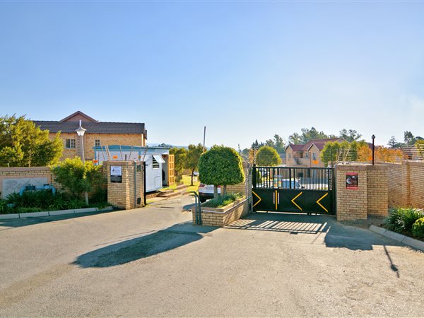 2 Bedroom House 2 Bedroom House