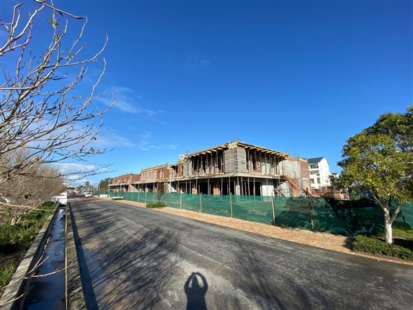 142 m² Commercial space 142 m² Commercial space