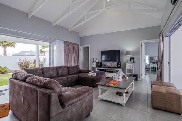 4 Bed House in Marina Martinique photo number 12