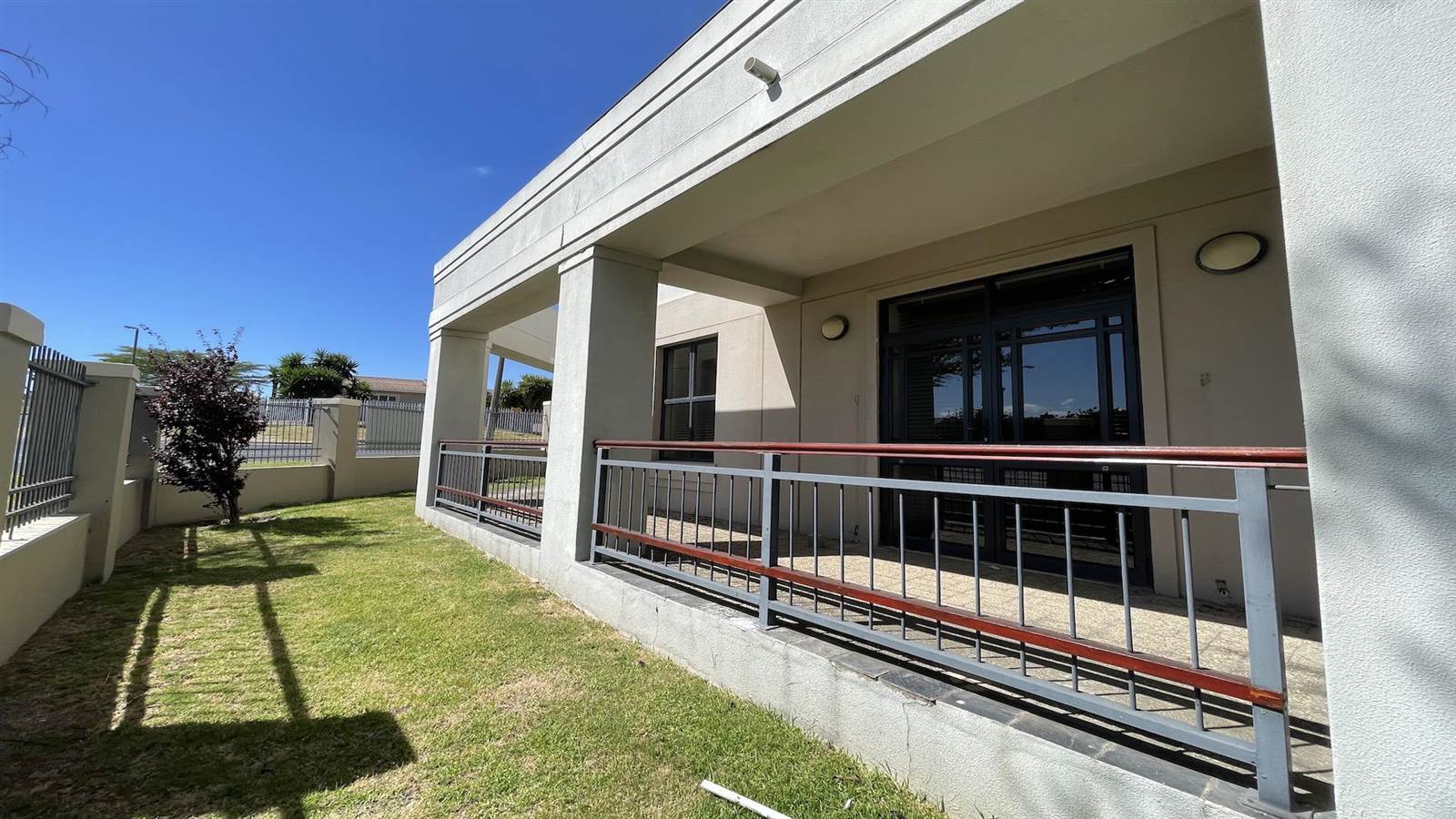 168  m² Commercial space in Durbanville Central photo number 8