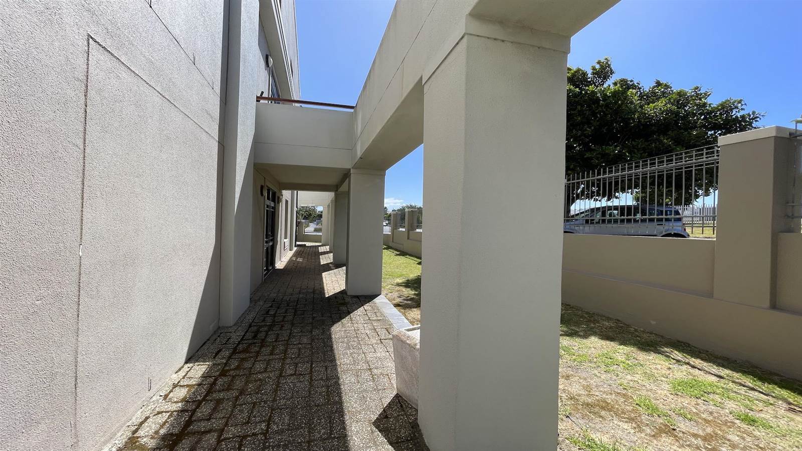 168  m² Commercial space in Durbanville Central photo number 30