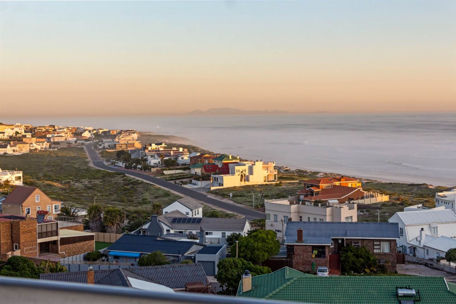 6 Bed House in Yzerfontein photo number 7