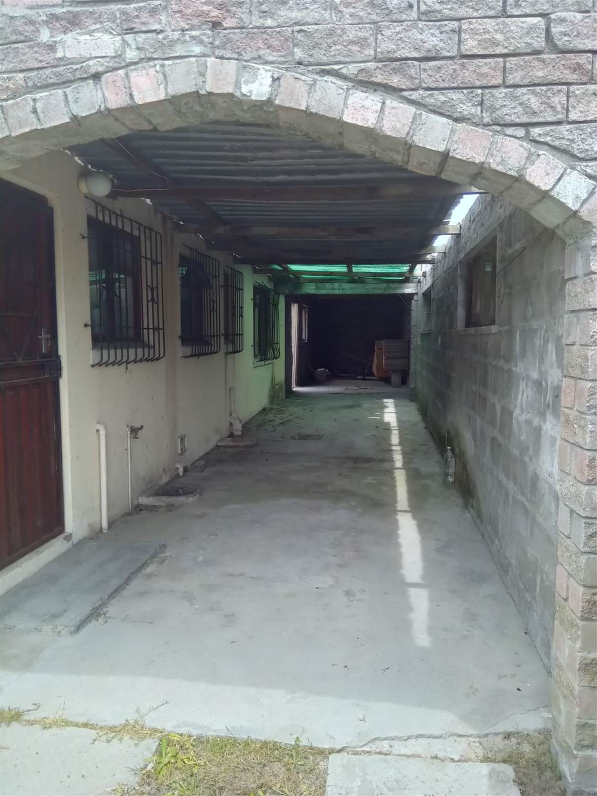 3 Bed House in Philippi photo number 4
