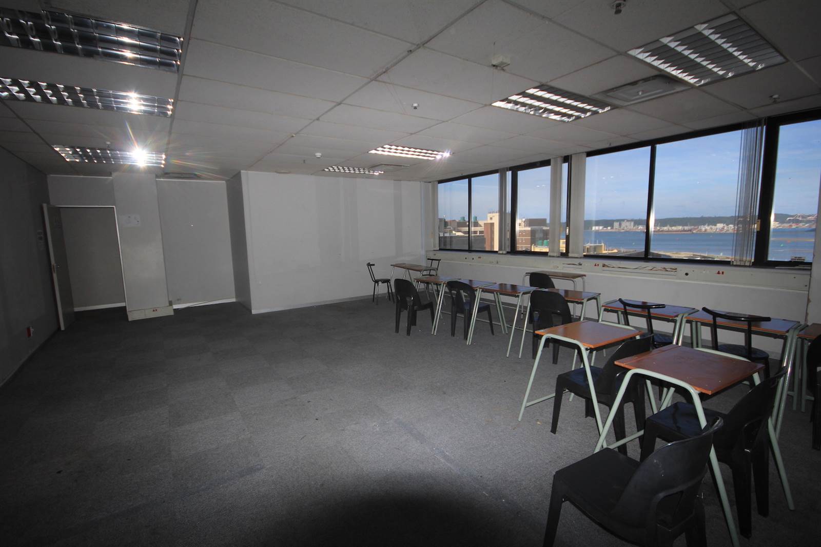 790  m² Commercial space in Durban CBD photo number 4