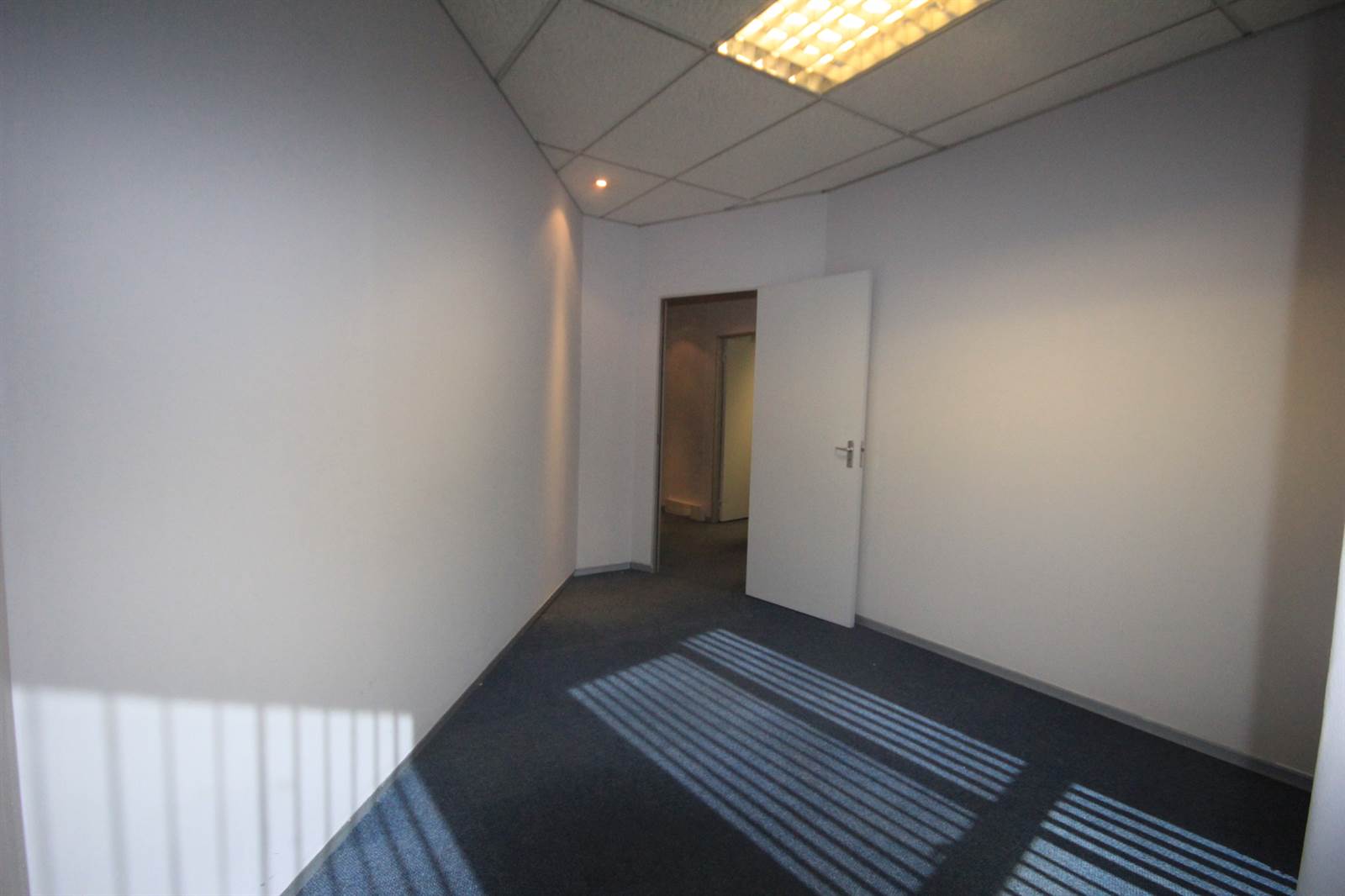 790  m² Commercial space in Durban CBD photo number 12