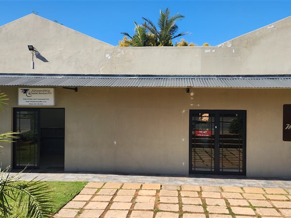 85  m² Commercial space in Bonnievale