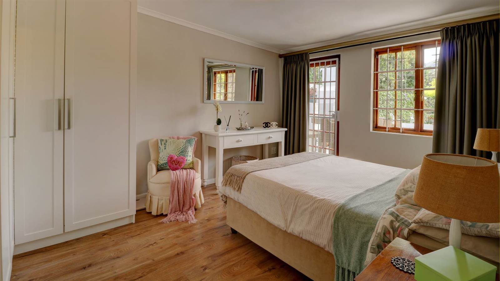 4 Bed House in Greyton photo number 20