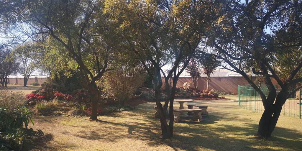 724 m² Land available in Elandsfontein AH photo number 8