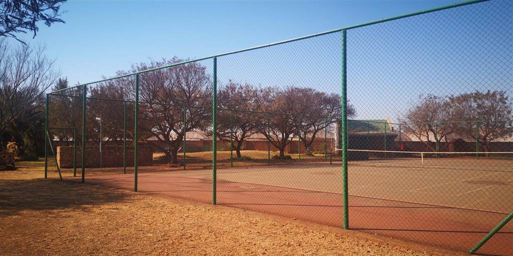 724 m² Land available in Elandsfontein AH photo number 11