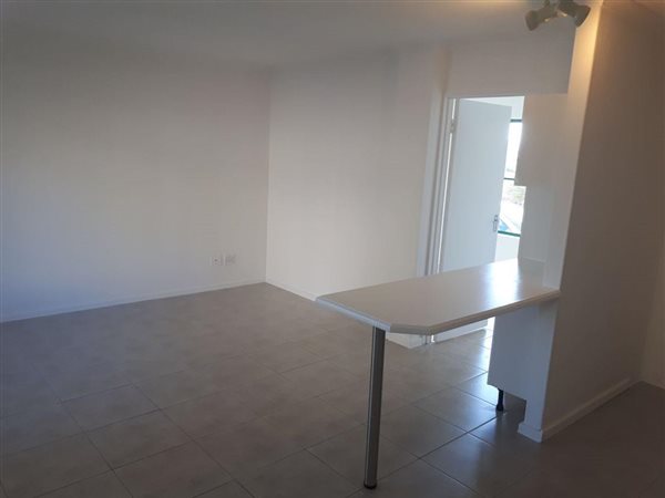 1 Bed Apartment in Tableview