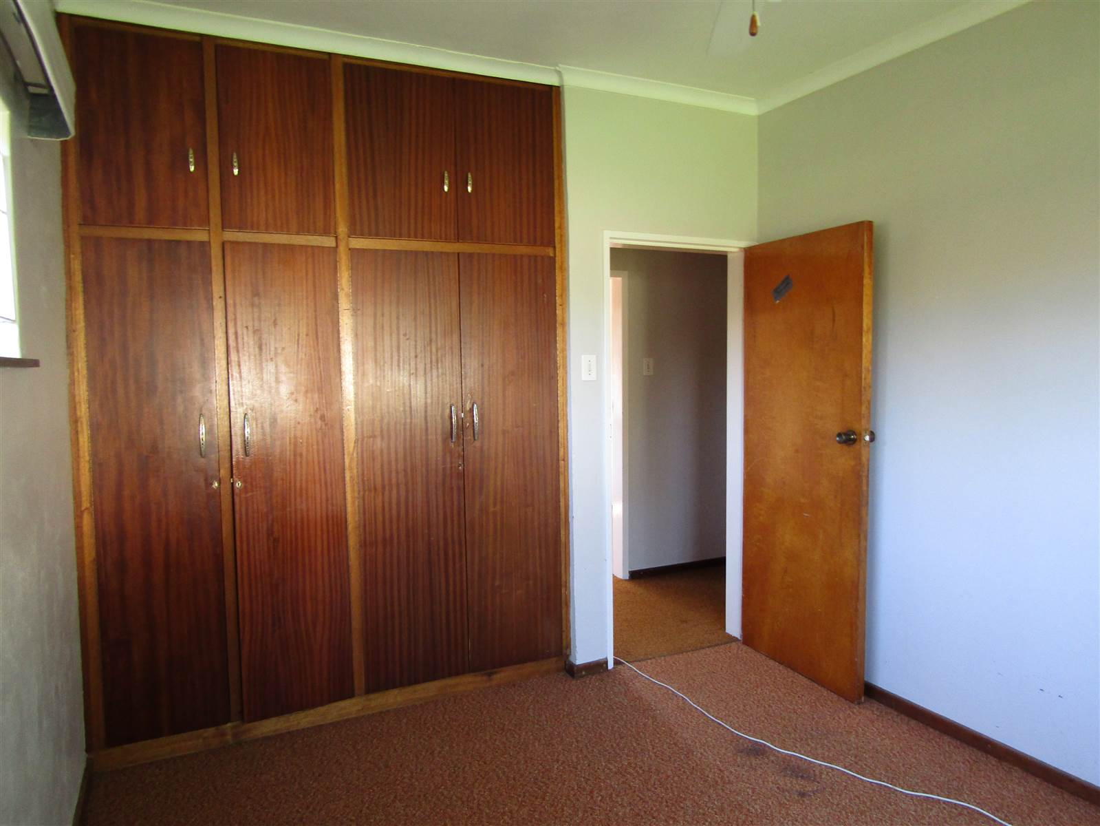 4 Bed House in Humansdorp photo number 16