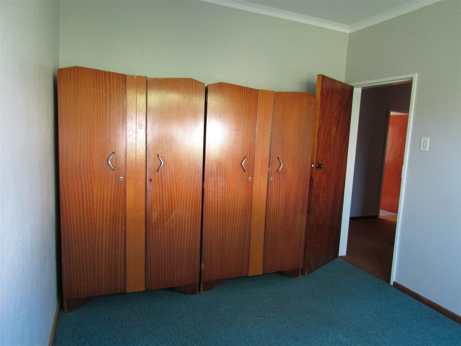 4 Bed House in Humansdorp photo number 15