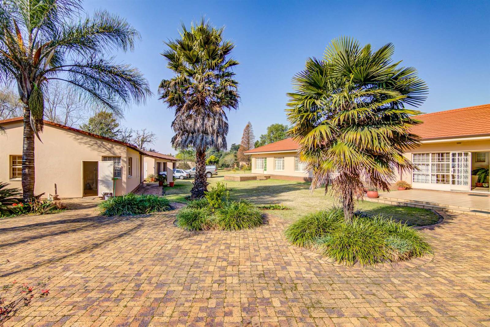 2.2 ha Land available in Benoni AH photo number 2