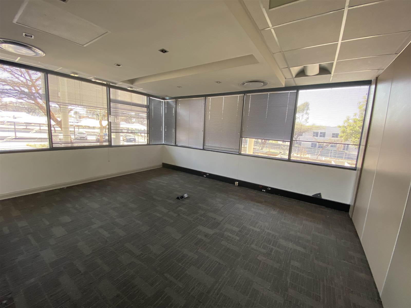 1700  m² Commercial space in Woodmead photo number 10