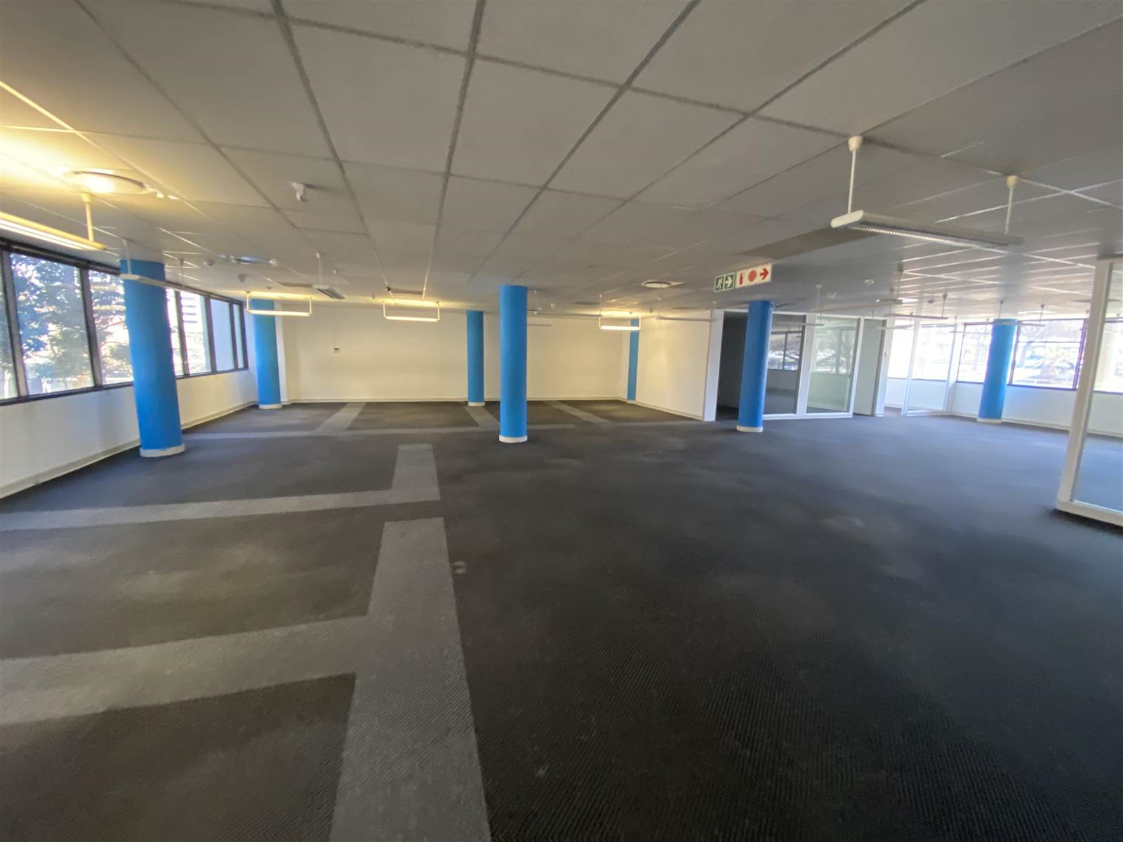 1700  m² Commercial space in Woodmead photo number 15