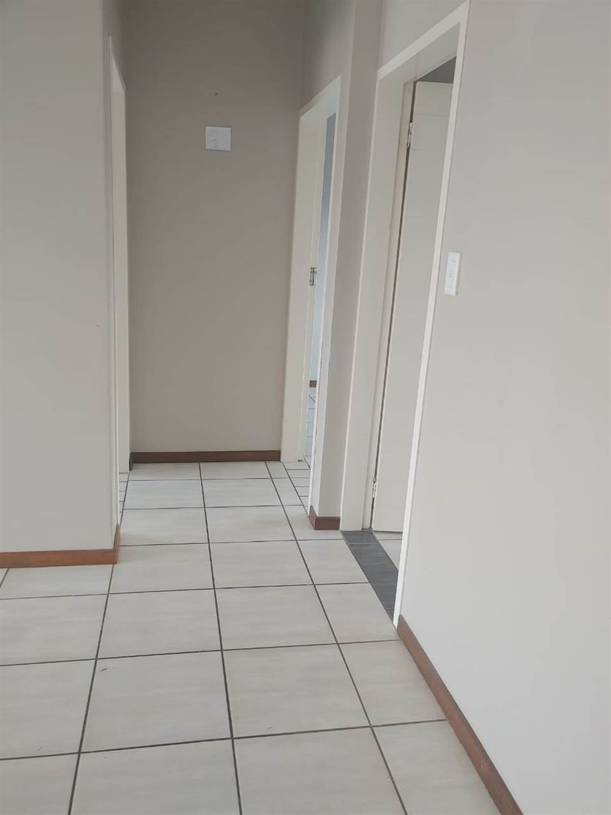 2 Bed Flat in Trichardt photo number 9