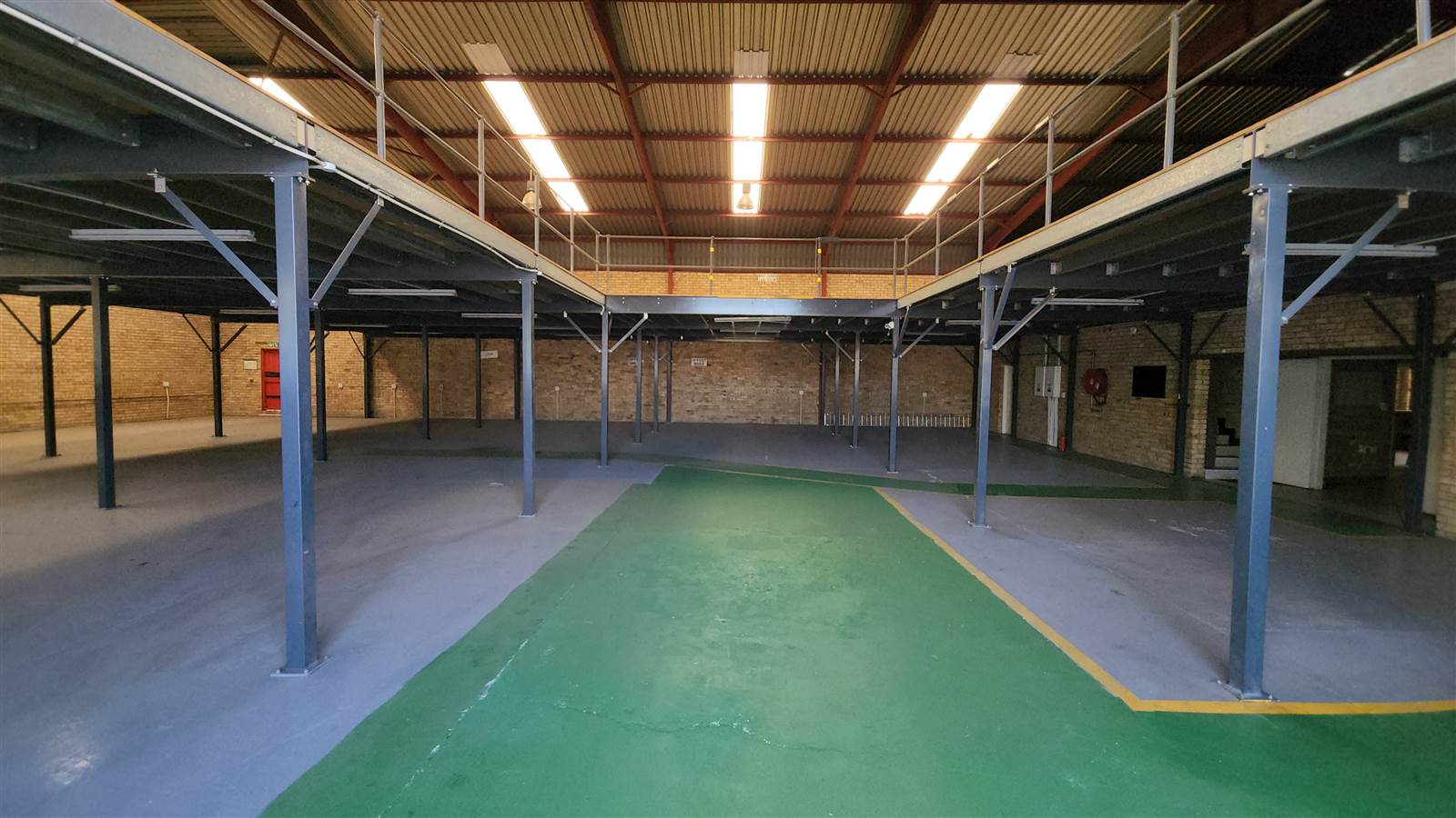 1177  m² Industrial space in Kya Sands photo number 2