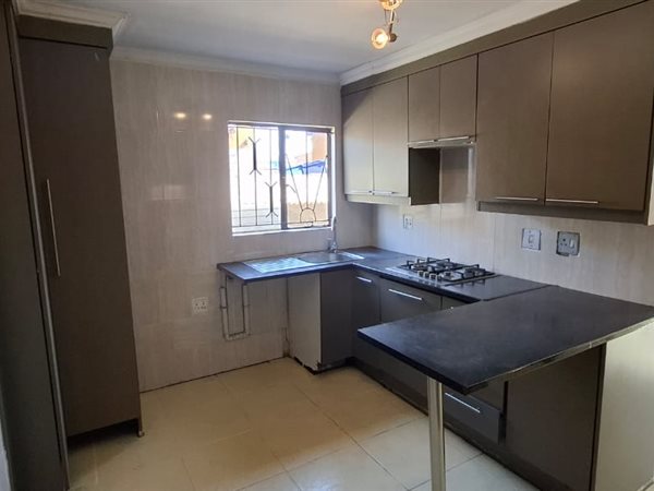 2 Bedroom House 2 Bedroom House
