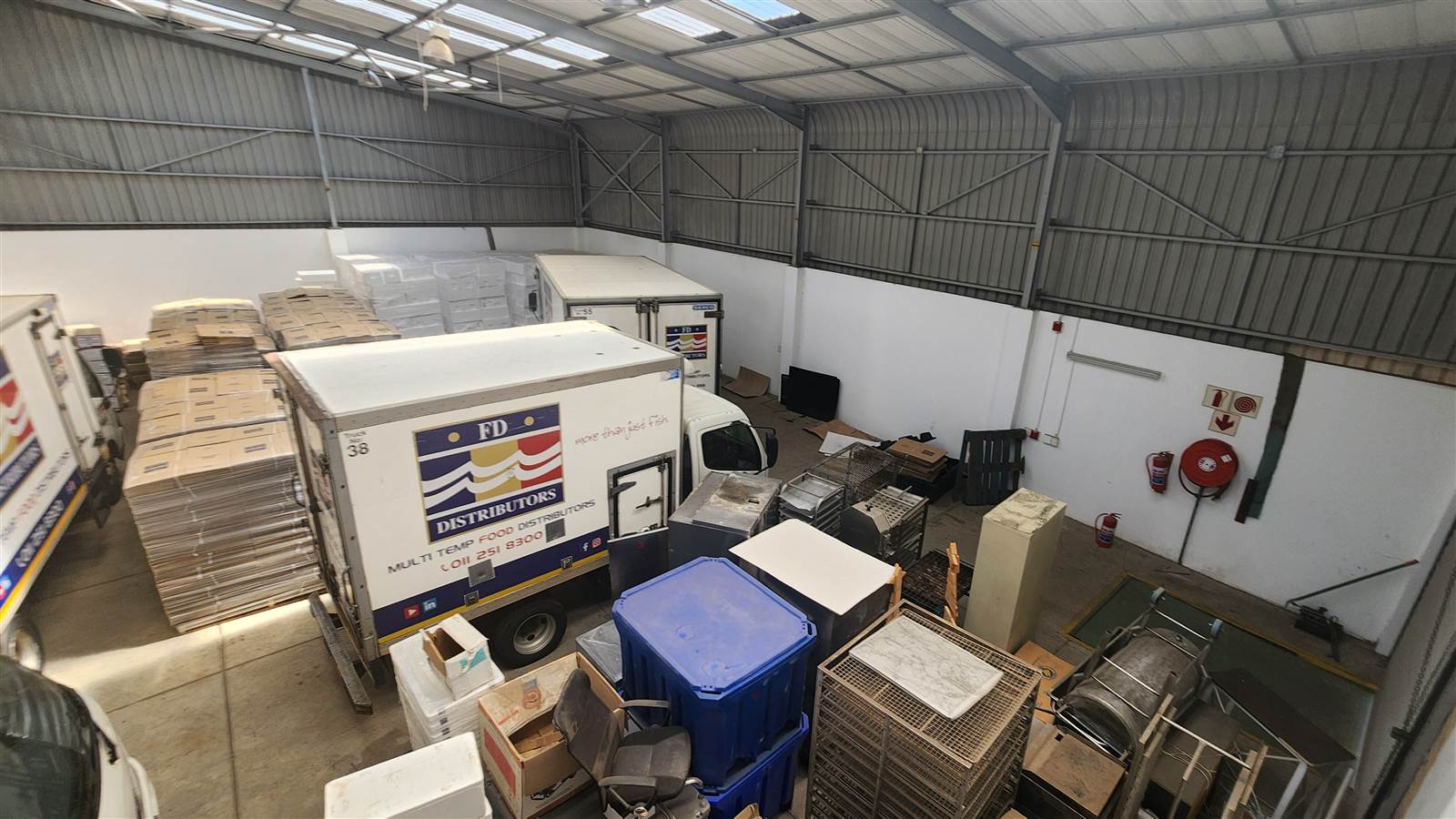 700  m² Industrial space in North Riding photo number 29