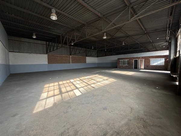 480  m² Industrial space