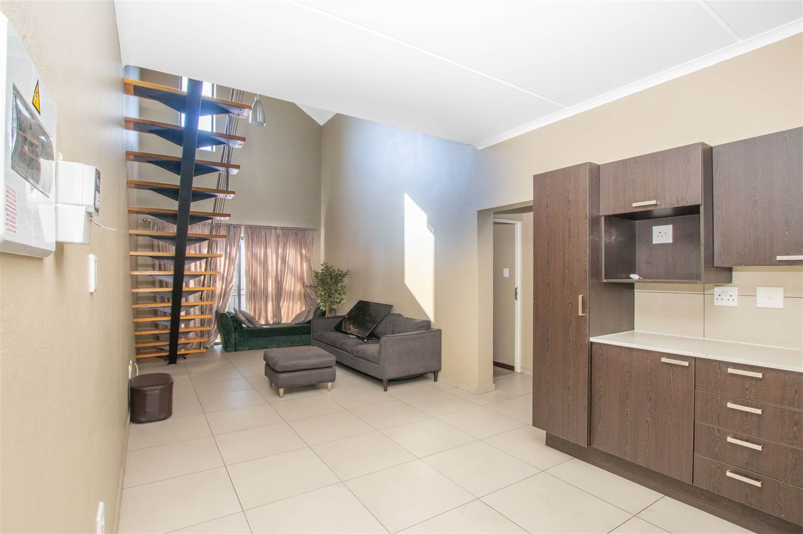 2 Bed Apartment in Fourways photo number 16