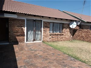 4 Bed House in Tasbet Park