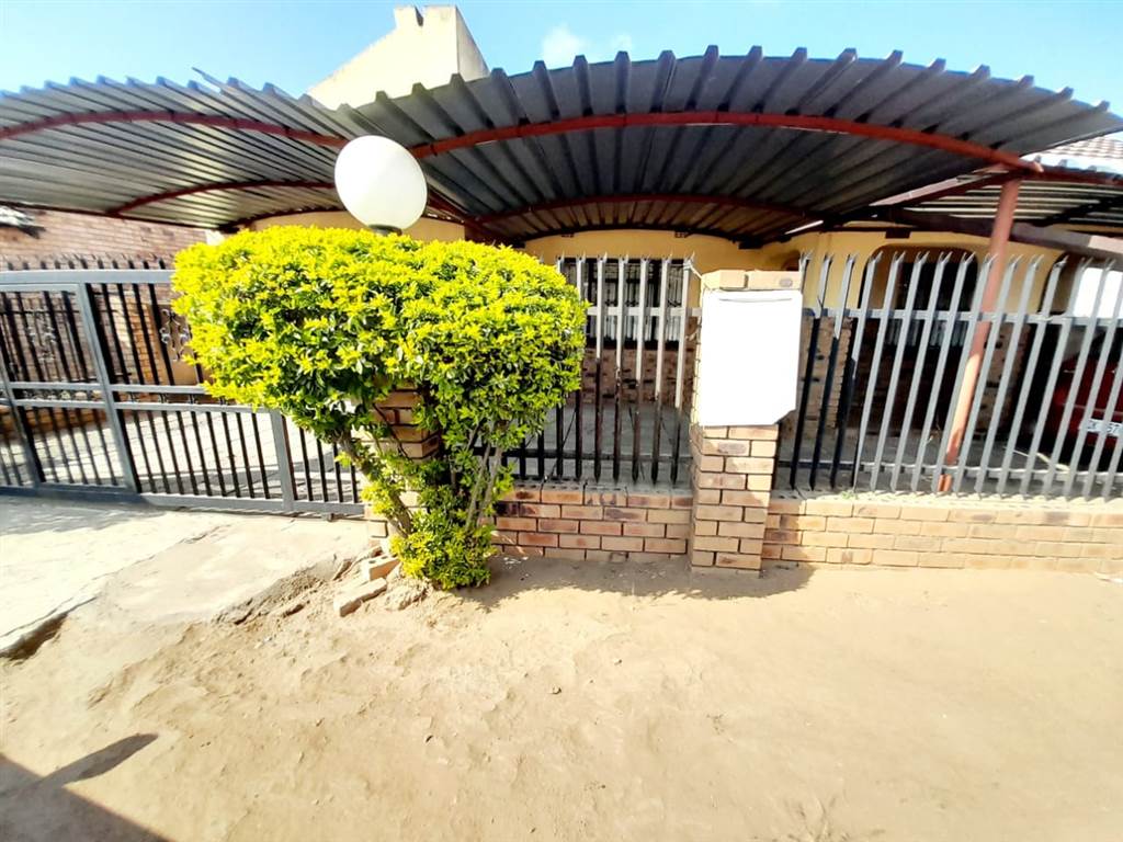 3 Bed House in Phalaborwa photo number 24