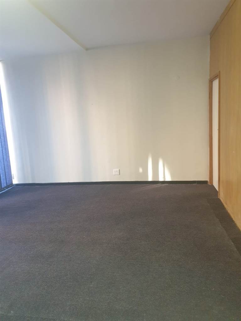 112  m² Commercial space in Boksburg Central photo number 10